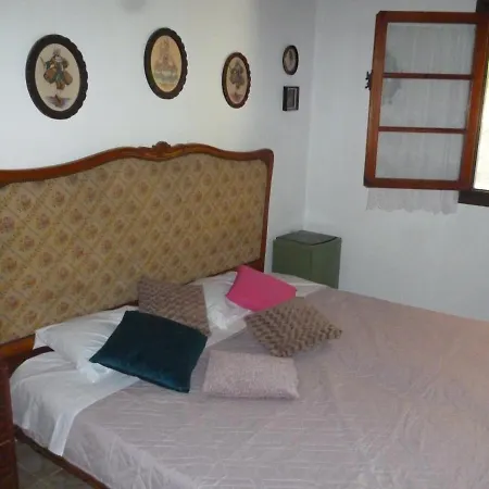 Among The Platans Holiday home